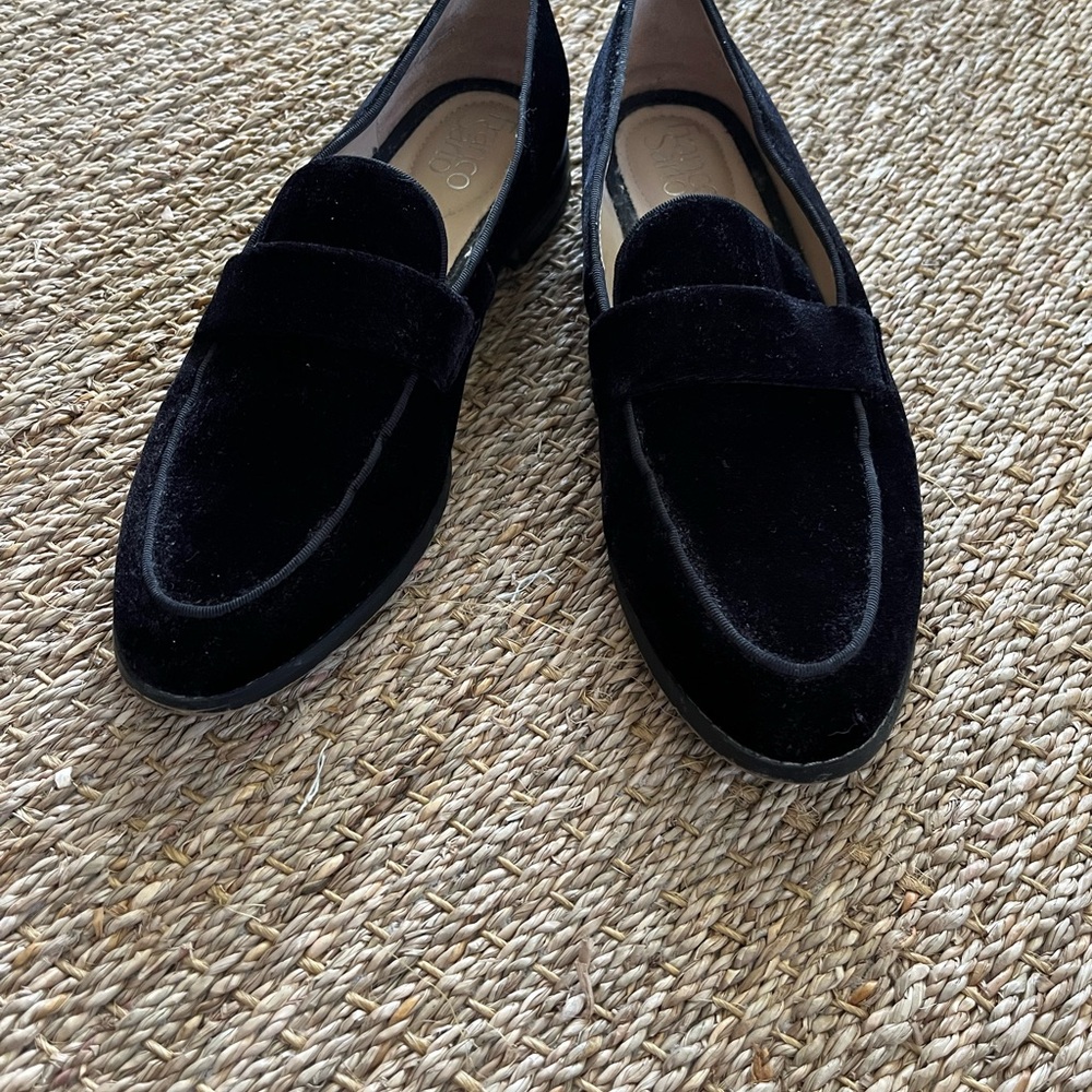 Women's Franco Sarto Black Velvet Loafers - Picture 2 of 6